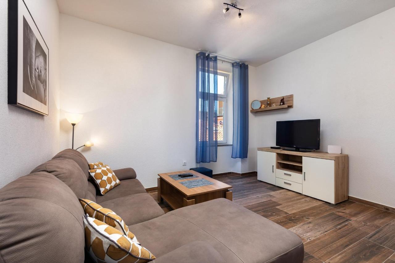 Apartments Smaila 1729 Πούλα Εξωτερικό φωτογραφία