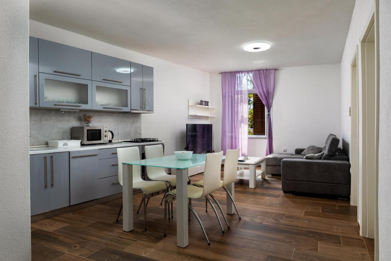Apartments Smaila 1729 Πούλα Εξωτερικό φωτογραφία