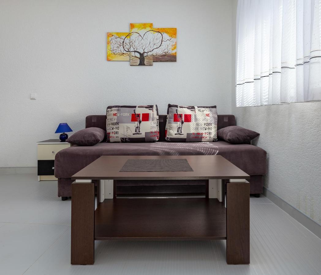Apartments Smaila 1729 Πούλα Εξωτερικό φωτογραφία